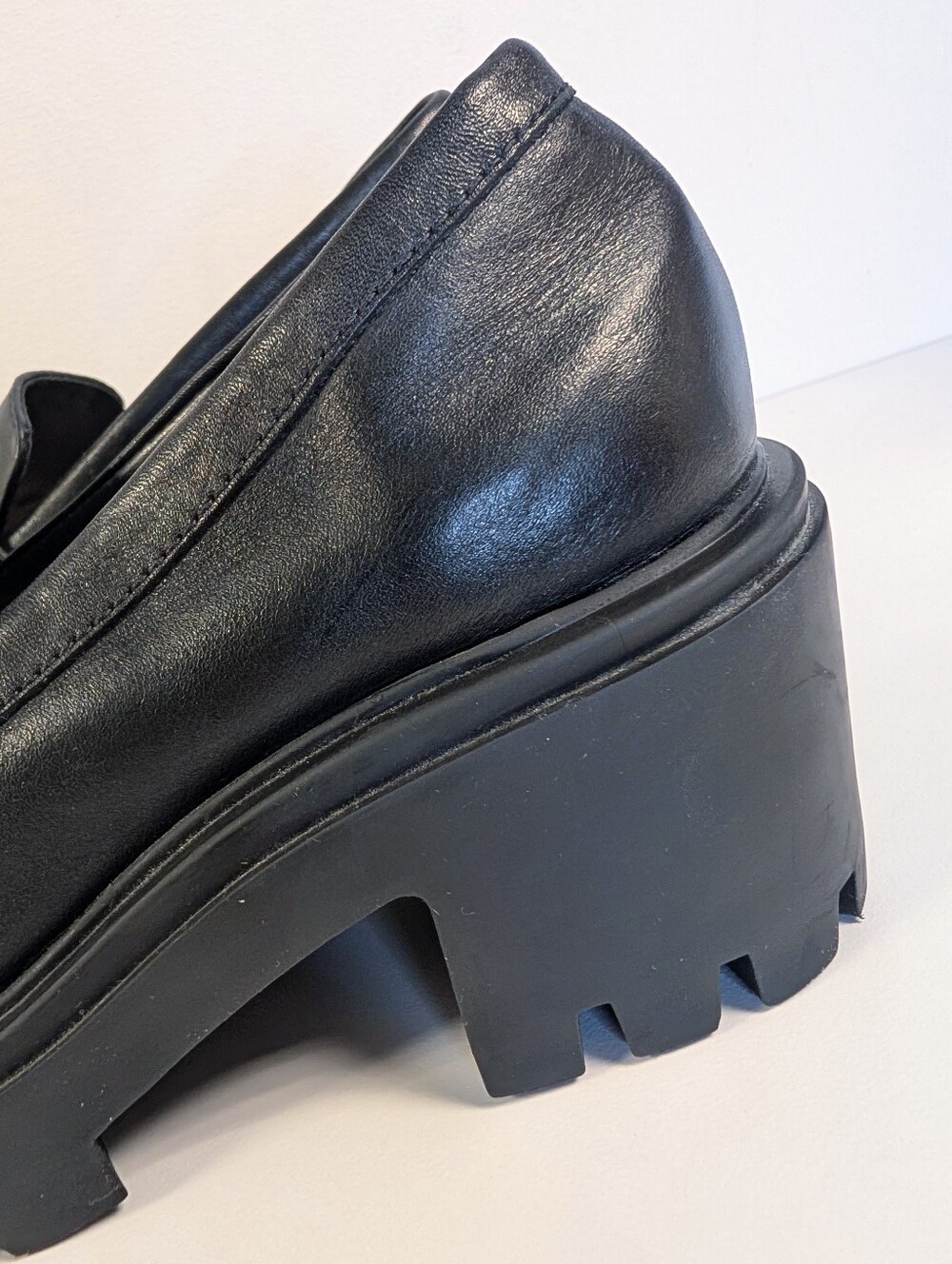 SCHUTZ Christie Black Leather Chunky Lug Platform Loafers 6.5B - Picture 12 of 15